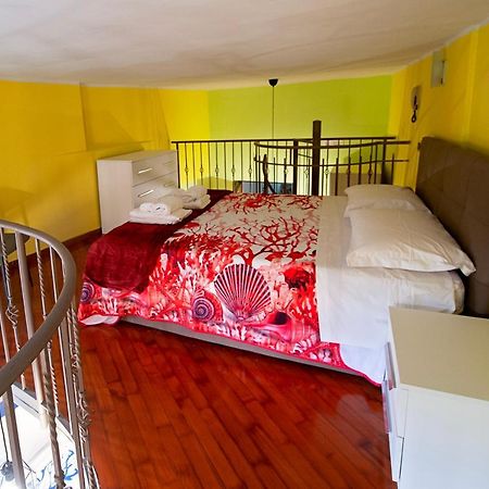 Casa "Positano" Da Ely - Salerno Centro Con Self Check-In Apartment ภายนอก รูปภาพ