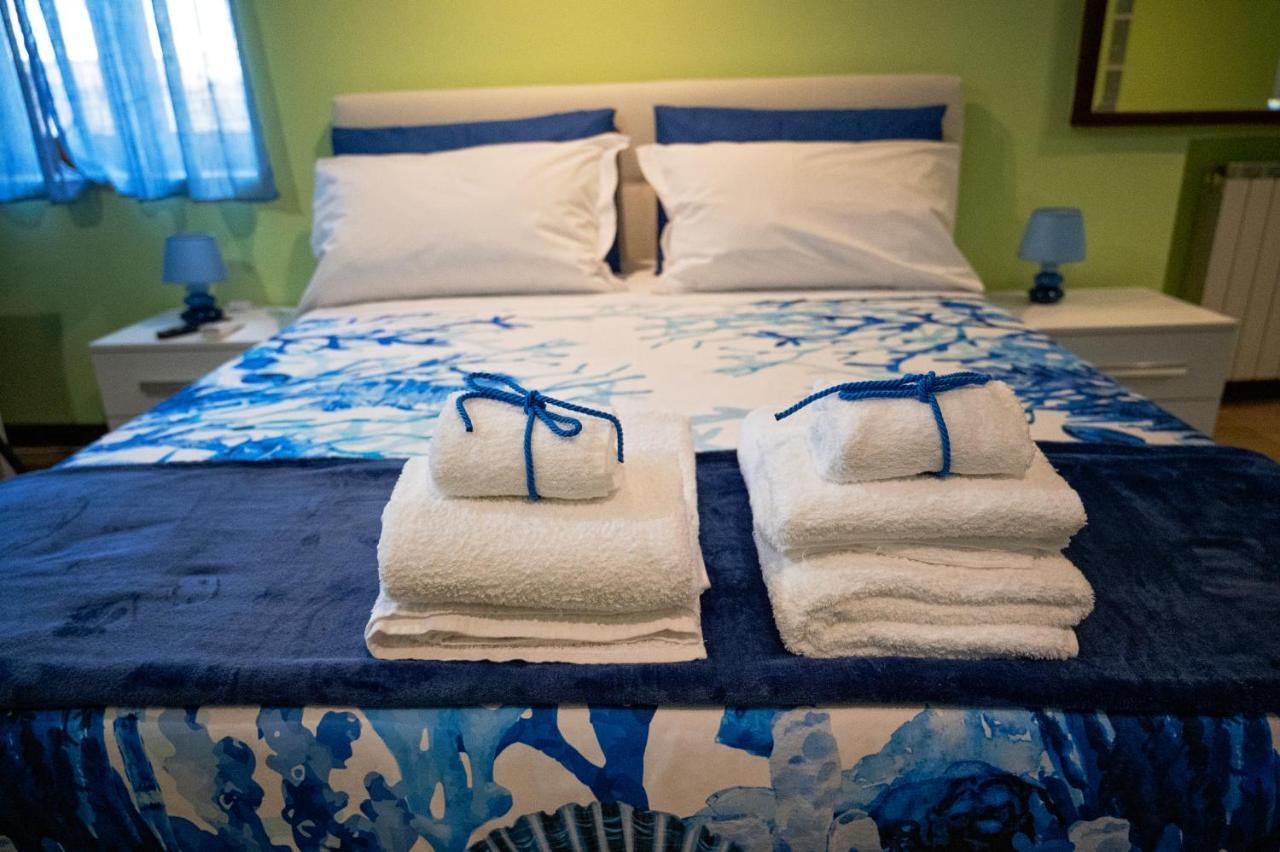 Casa "Positano" Da Ely - Salerno Centro Con Self Check-In Apartment ภายนอก รูปภาพ