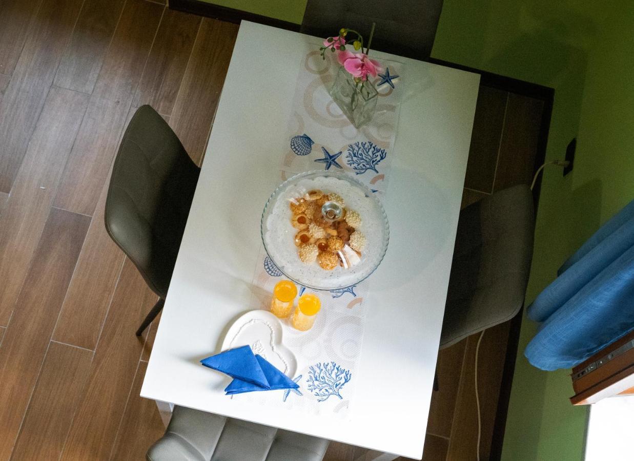 Casa "Positano" Da Ely - Salerno Centro Con Self Check-In Apartment ภายนอก รูปภาพ