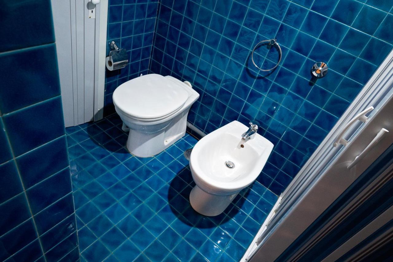Casa "Positano" Da Ely - Salerno Centro Con Self Check-In Apartment ภายนอก รูปภาพ