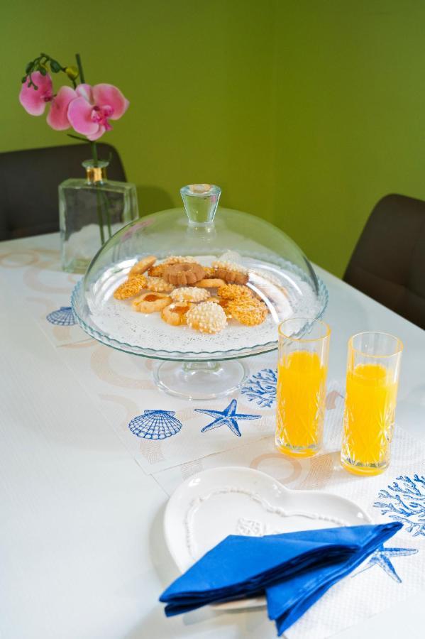 Casa "Positano" Da Ely - Salerno Centro Con Self Check-In Apartment ภายนอก รูปภาพ