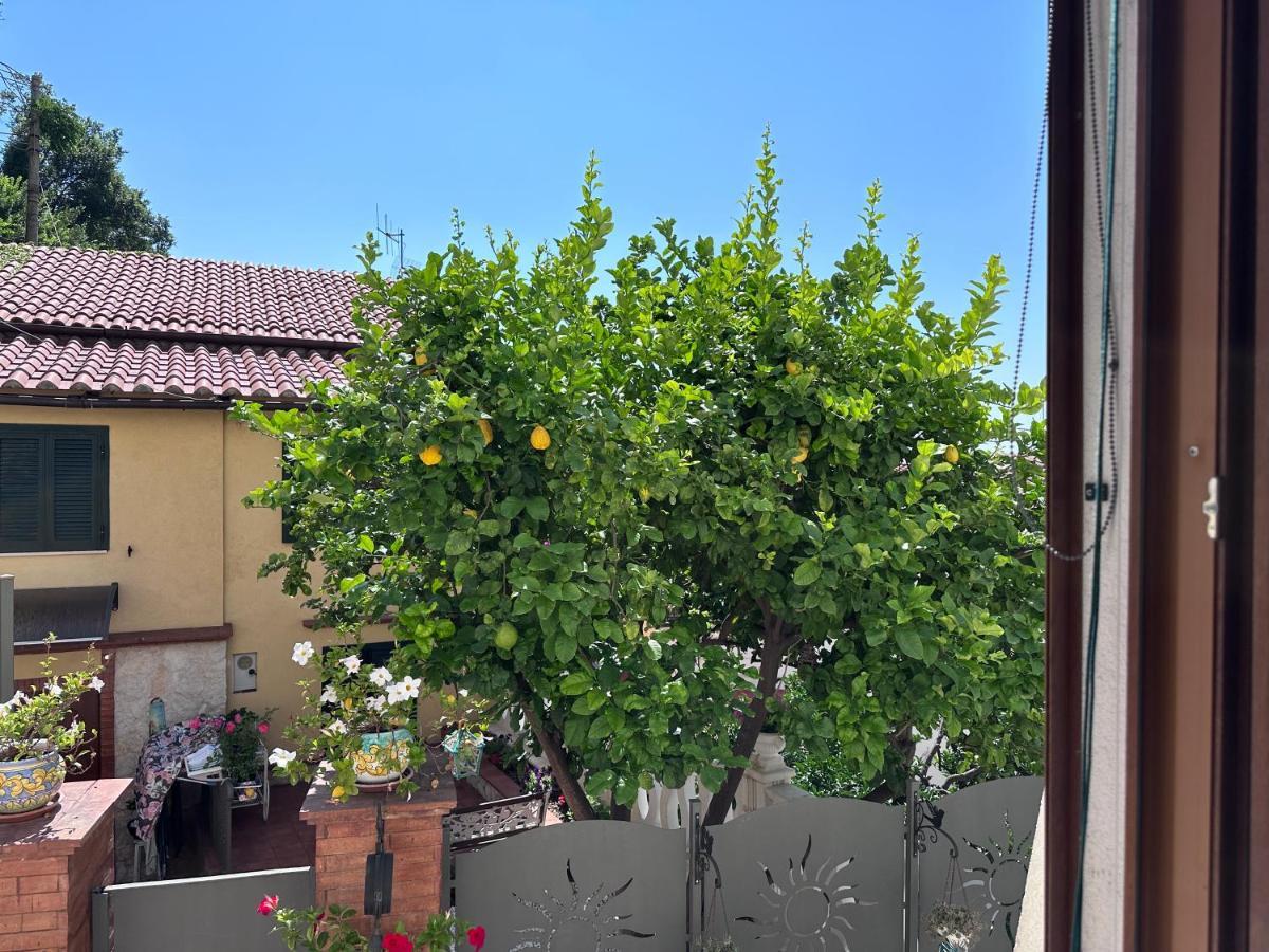 Casa "Positano" Da Ely - Salerno Centro Con Self Check-In Apartment ภายนอก รูปภาพ