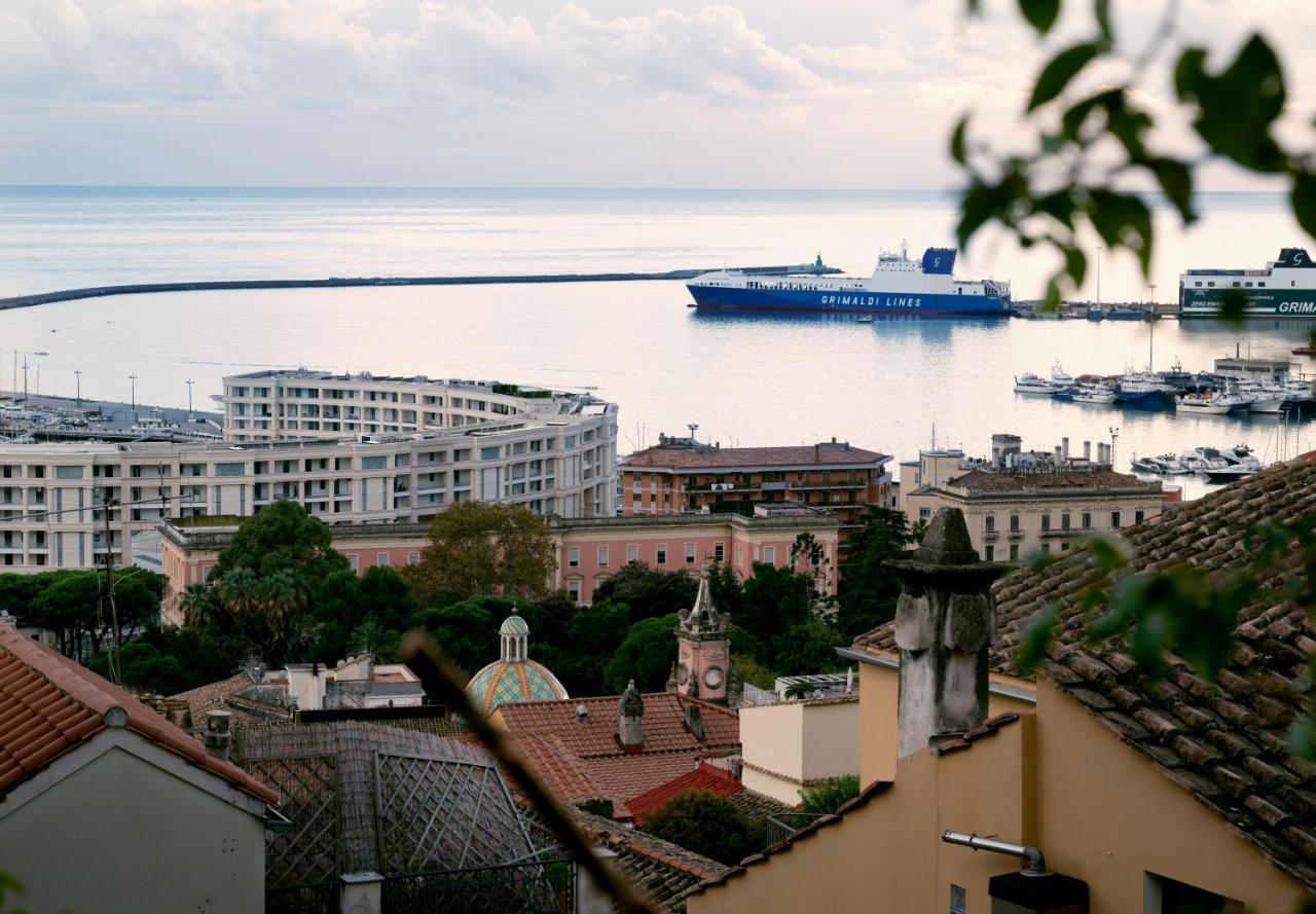 Casa "Positano" Da Ely - Salerno Centro Con Self Check-In Apartment ภายนอก รูปภาพ